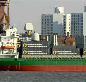 تأهبا لمواجهة بحرية واسعة.. الصين تتجه لتسليح السفن التجارية بالصواريخ