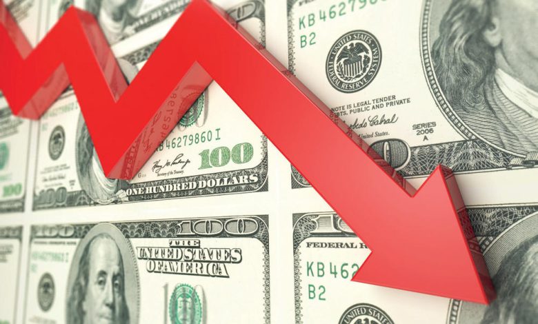 الدولار يتجه لتراجع سنوي مع استقرار للين وانتعاش اليورو والإسترليني