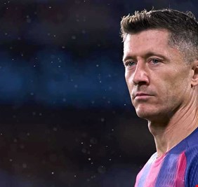 ليفاندوفسكي يرد على 