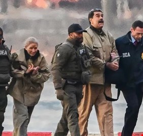 تفاصيل جديدة.. إصابة مادورو وزوجته خلال خطفهما