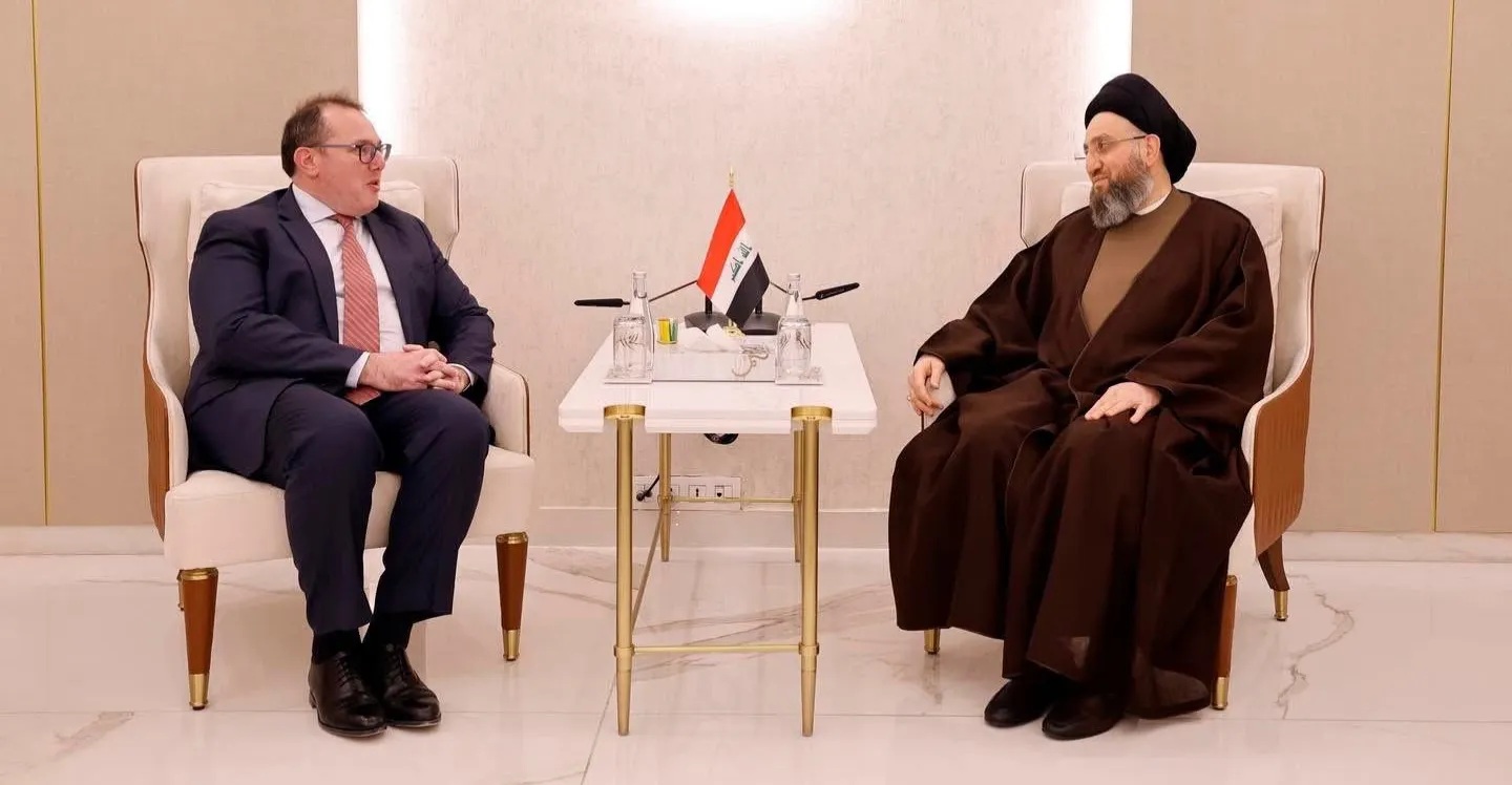 واشنطن تبلغ الحكيم: لا مكان للجماعات المسلحة في الحكومة المقبلة… ورئيس الوزراء يجب أن يكون مقبولاً دولياً