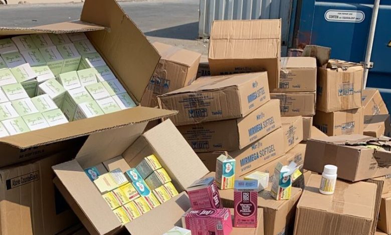 الجمارك تحبط عمليات ادخال أدوية غير مطابقة للمواصفات العالمية