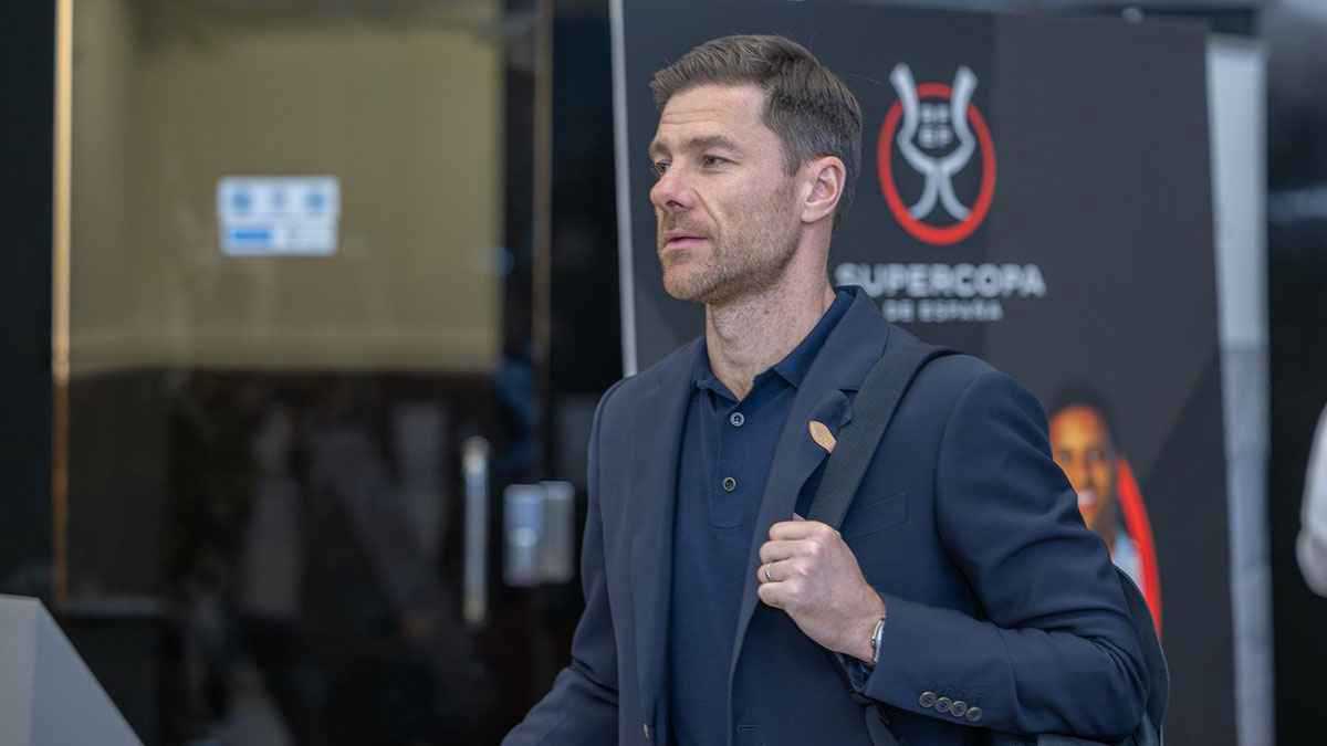 بينها ليفربول.. 5 أندية عملاقة تنتظر تشابي ألونسو