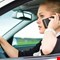 التحدث أثناء القيادة أخطر مما نعتقد.. إليك الأسباب