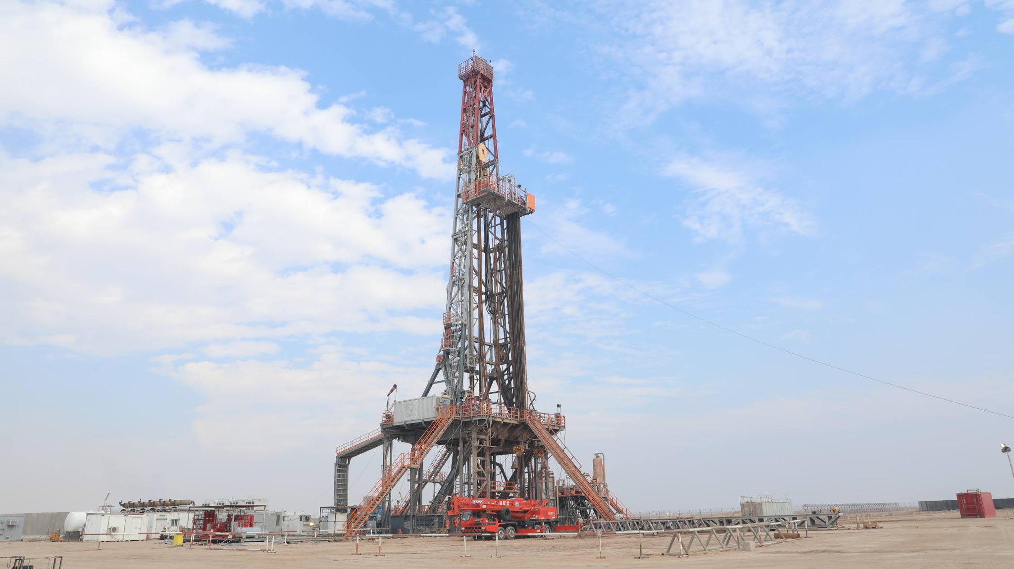 العراق يبدأ عملية حفر اكبر حقل للغاز الحر