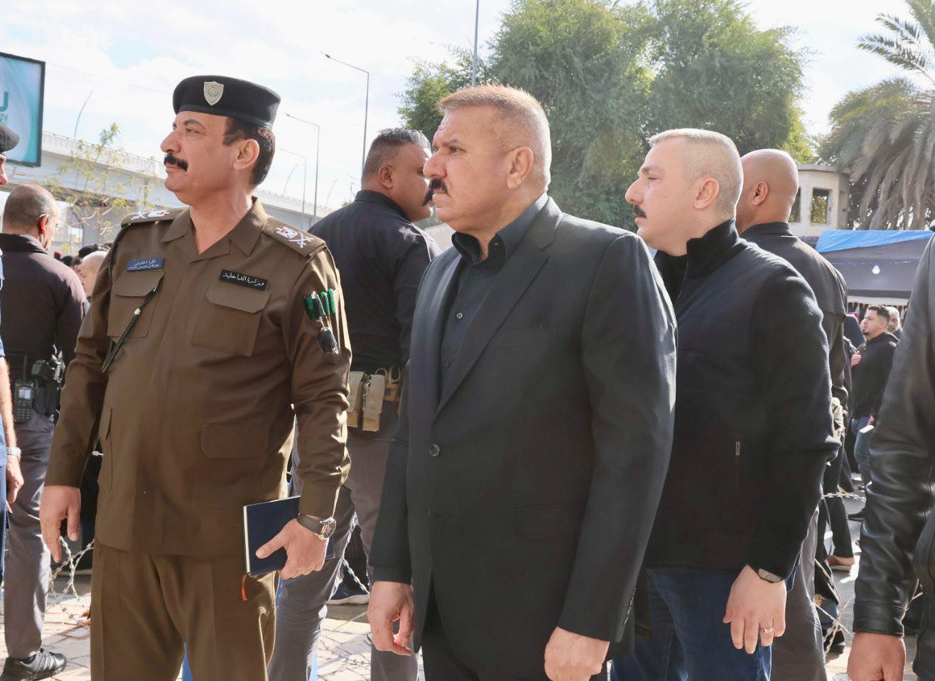 وزير الداخلية يواصل جولته للإشراف على عملية التفويج العكسي لزائري مدينة الكاظمية