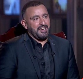 أحمد السقا يتحدث عن طفولته وعلاقته بشريهان