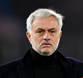 بتعليق ساخر.. بورتو ينسف تاريخ جوزيه مورينيو