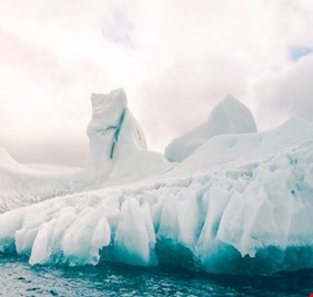 الأسرار المخفية تحت الغطاء الجليدي في القارة القطبية الجنوبية