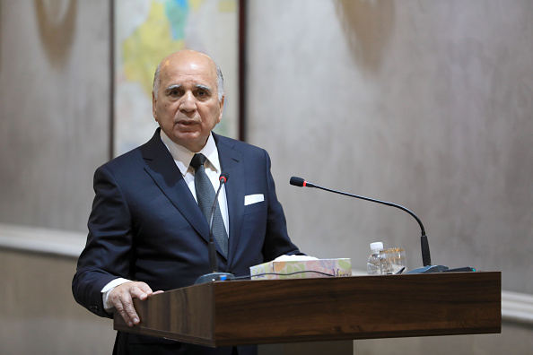 وزير الخارجية العراقي يزور طهران لبحث ملفات هامة