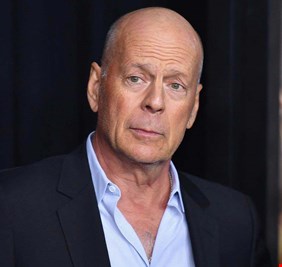 ظهور نادر لبروس ويلبس بعد تدهور حالته الصحية