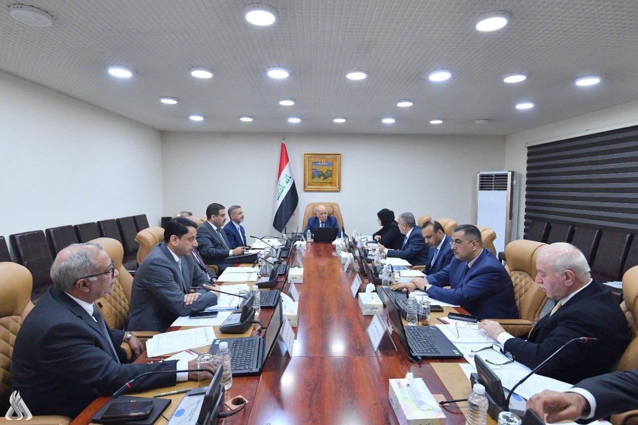 لمعالجة الترهل و ضغط النفقات .. المجلس الوزاري يقر ضوابط احتساب شهادات الموظفين