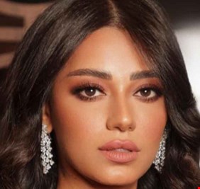 رحمة رياض تهدي جمهورها «سبع سعادات»