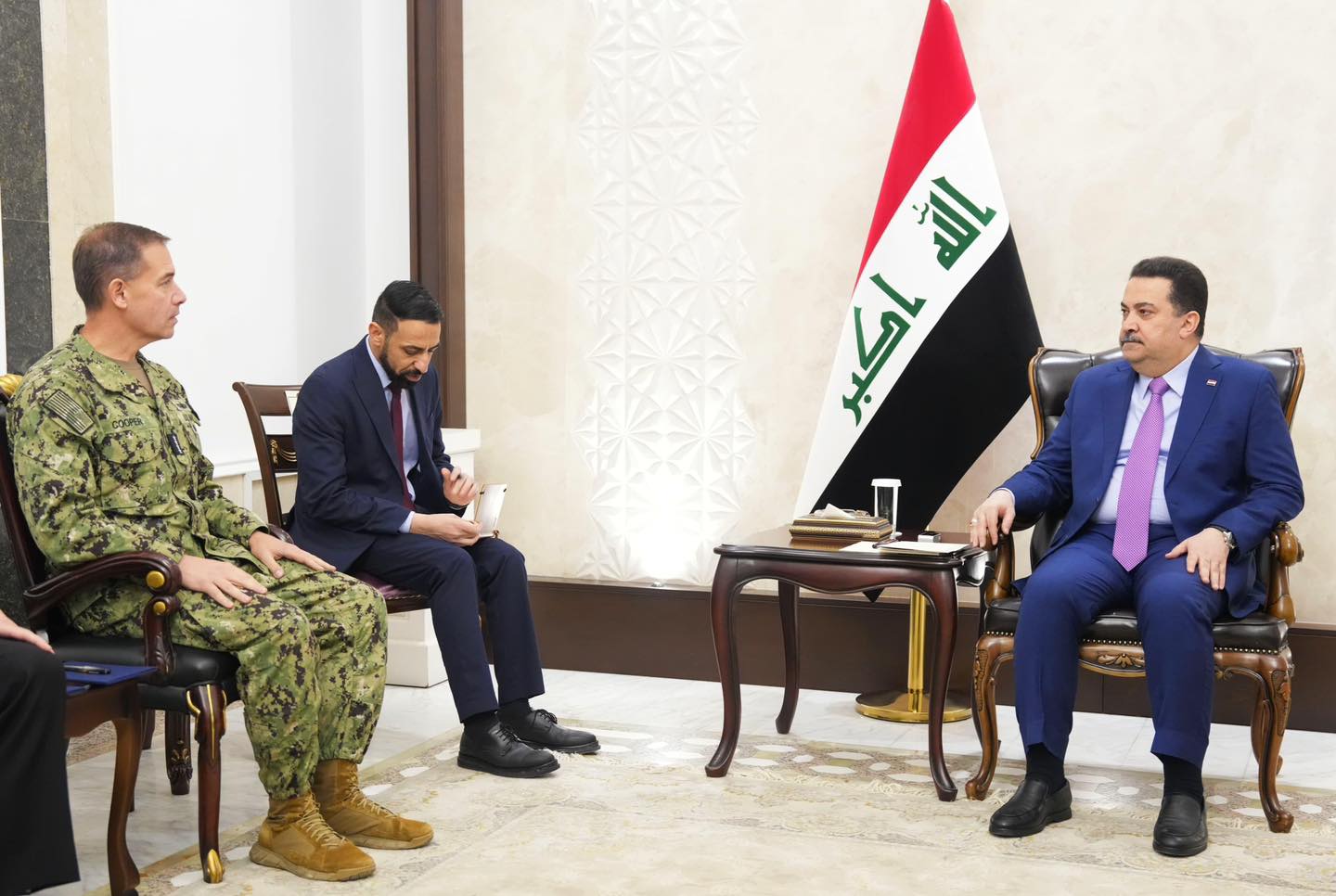 السوداني يبحث مع قائد المنطقة الوسطى في الجيش الأمريكي اخر تطورات سوريا