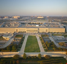 البنتاغون يطالب خصوم الولايات المتحدة باحترام مصالحها