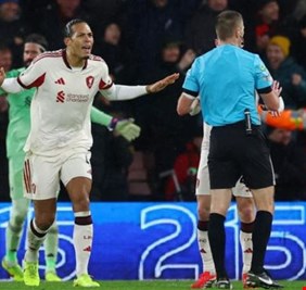 الرياح متقلبة .. أغرب تبرير لهزيمة ليفربول