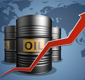 ارتفاع أسعار النفط مع استمرار مخاوف الإمدادات الأميركية