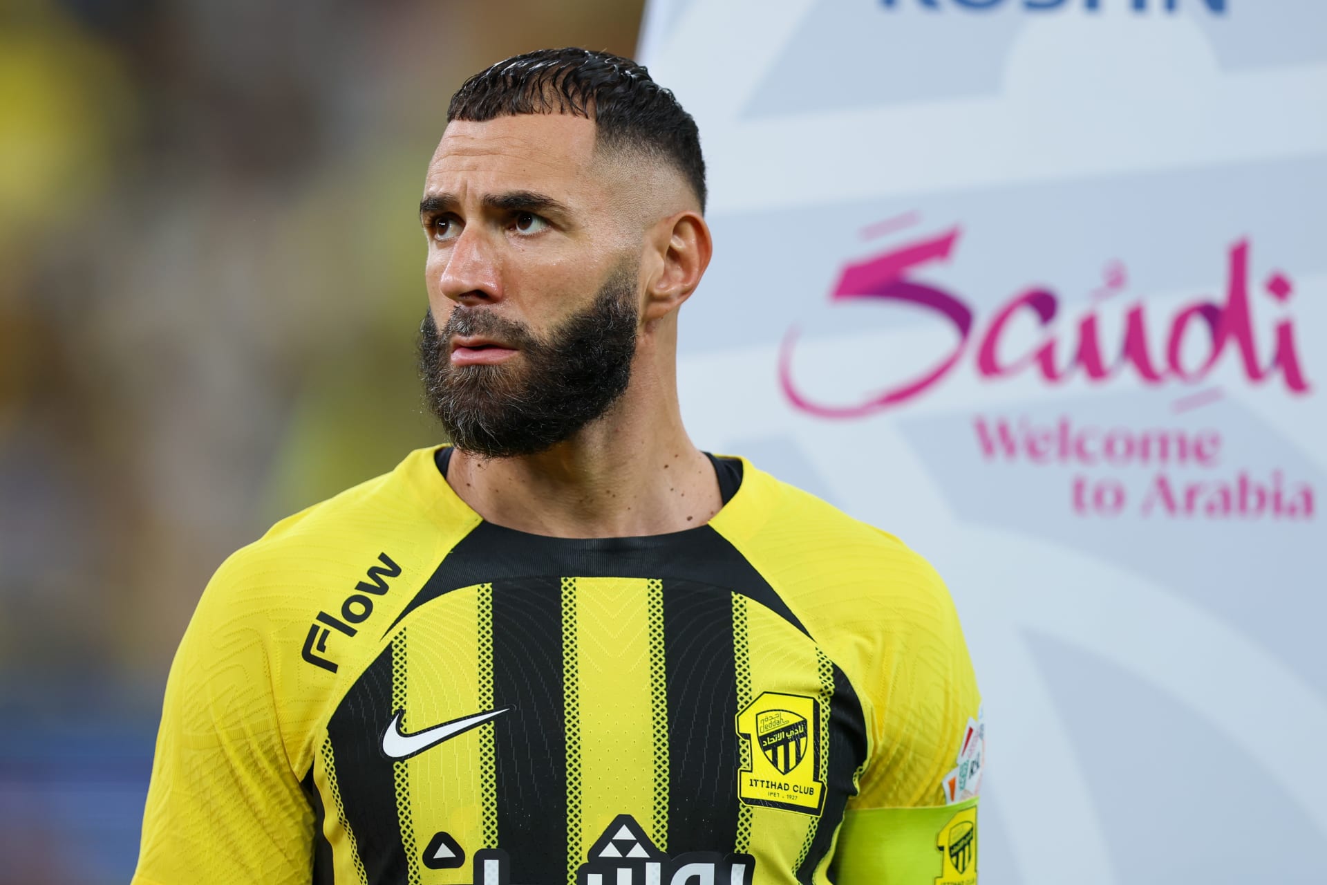 أول عرض يصل كريم بنزيما بعد رفضه اللعب مع الاتحاد السعودي