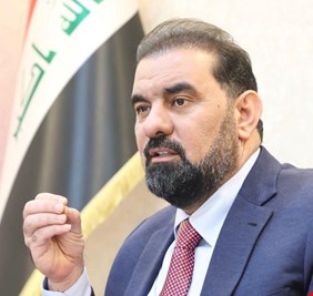 قيادي في منظمة بدر يلوح بإقالة هيبت الحلبوسي