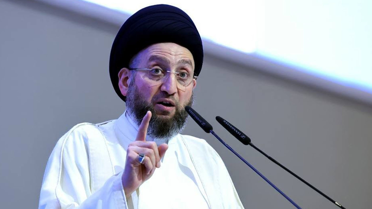 الحكيم يدعو لتغليب المصلحة الوطنية في انتخاب الرئاسات