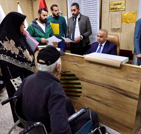 مدير عام شركة توزيع المنتجات النفطية يتابع طلبات عدداً من المواطنين والموظفين