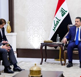 السوداني يؤكد تطلعه لبناء علاقات قوية مع فرنسا ويدعو لتعاون أمني