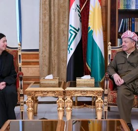 بارزاني يبحث مع مسؤولة أمريكية تطورات تشكيل الحكومة الجديدة