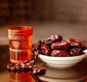 الصوم بذكاء .. كيف يراقب أصحاب الأمراض المزمنة صحتهم في رمضان؟