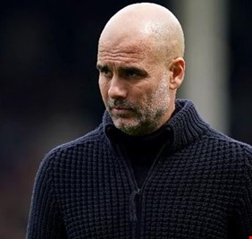 برسائل إنسانية جديدة.. غوارديولا يحرج مالك مانشستر يونايتد