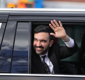 رئيس بلدية نيويورك الجديد أمام اختبار تمرير ميزانيته الأولى