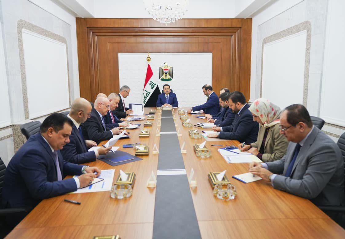 السوداني يوجه بتشكيل لجنة وزارية لدعم الاقتصاد غير النفطي و استثمار المعادن