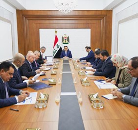 السوداني يوجه بتشكيل لجنة وزارية لدعم الاقتصاد غير النفطي و استثمار المعادن