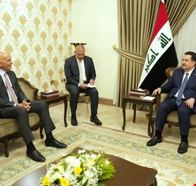 السفارة الأمريكية في بغداد تعلق على لقاء السوداني مع مبعوث ترامب