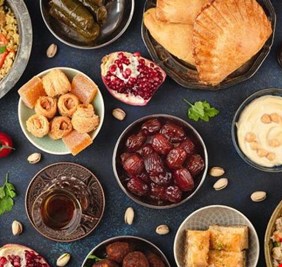 لتعويض السوائل وتحسين الهضم.. أفضل الفواكه بعد الإفطار في رمضان