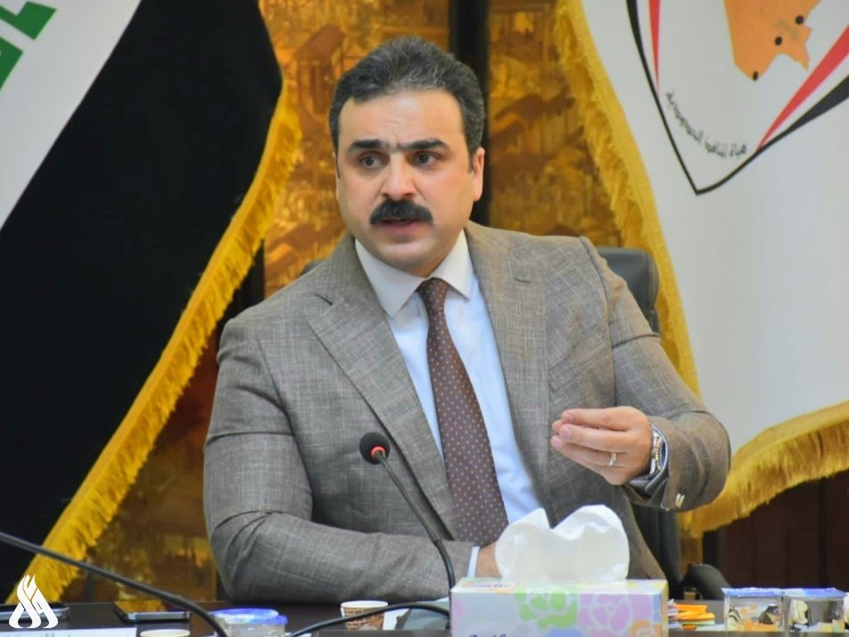 بعد إجراءات حكومة السوداني … عمر الوائلي: إيراداتنا في موانئ موانئ أم قصر ارتفعت من 5 إلى 8 مليارات دينار يومياً