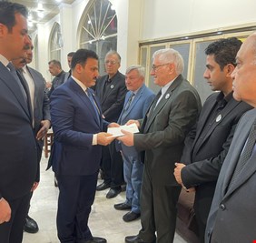 مستشار رئيس الوزراء ينقل تعازي السوداني إلى قيادة الحزب الشيوعي بوفاة حميد مجيد موسى