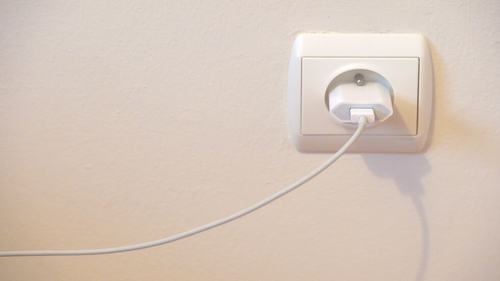 حتى عندما تكون مطفيّة.. هل تستهلك المقابس الذكية الكهرباء؟‎