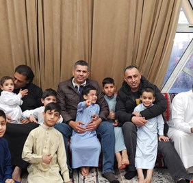 خلية الإعلام الأمني تشارك دار هشام الذهبي للأيتام مائدة الإفطار الرمضاني