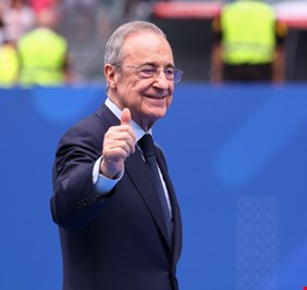 زلزال محتمل في البرنابيو.. بيريز يدرس تغيير مدرب ريال مدريد