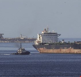 تعرض سفينة حاويات ترفع العلم الياباني لأضرار جنوب غرب مضيق هرمز