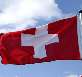 سويسرا ترفض عبور طائرتي استطلاع أمريكيتين أجواءها التزاما بمبدأ الحياد