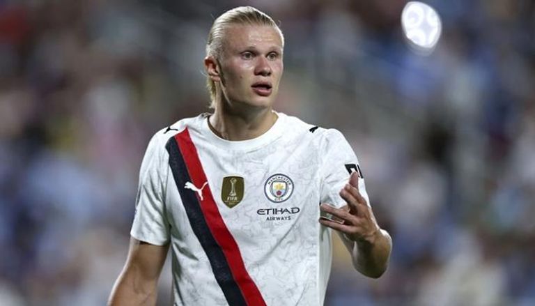 بحثا عن بطل العالم الموحد.. هالاند يستثمر في الشطرنج