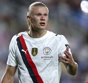 بحثا عن بطل العالم الموحد.. هالاند يستثمر في الشطرنج