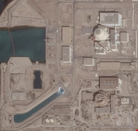 روسيا تحذر من كارثة إشعاعية بعد سقوط مقذوف قرب محطة بوشهر