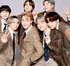 فرقة «BTS» تطلق «Swim» مع ليلي راينهارت