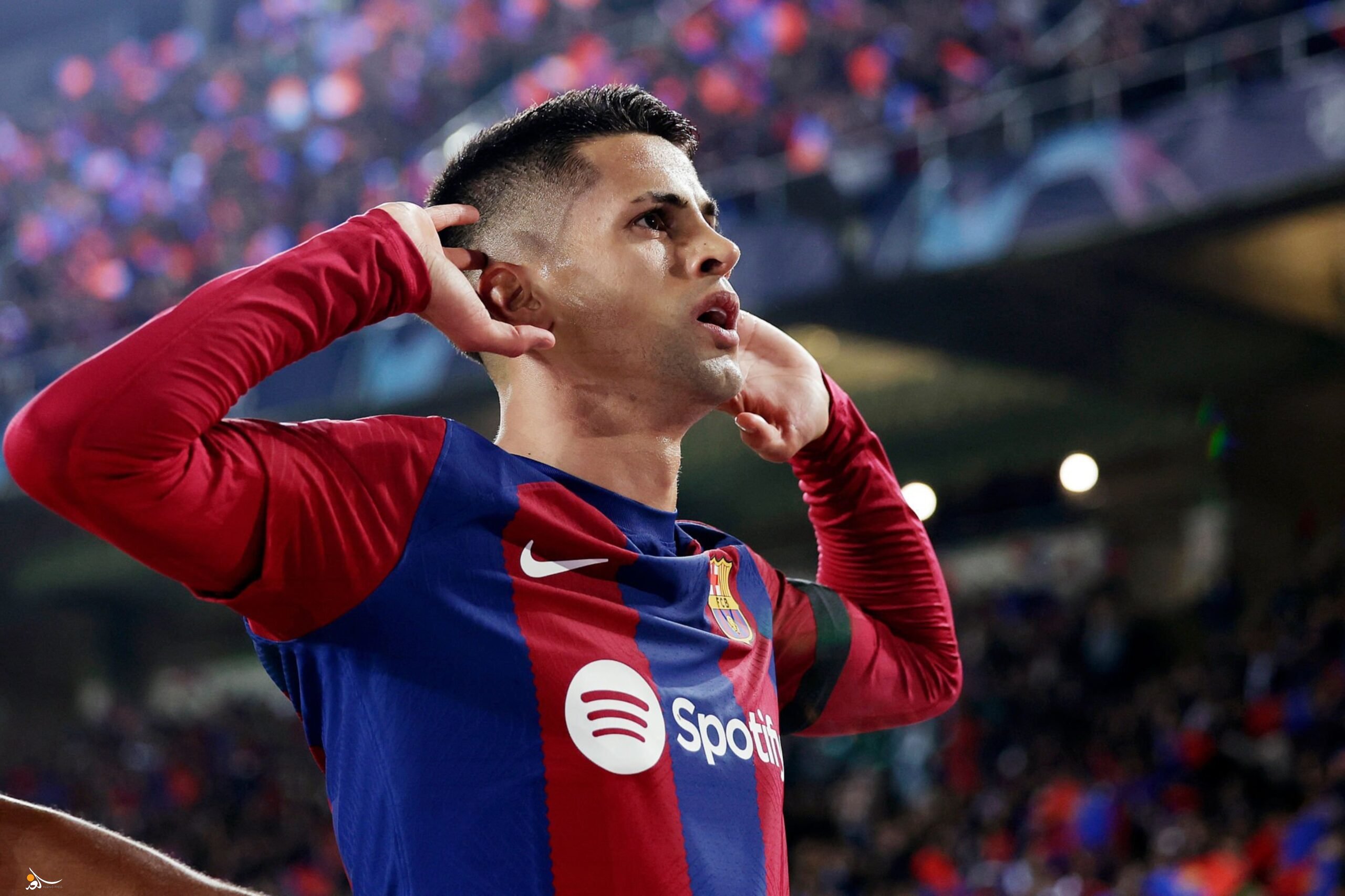 برشلونة يضع شرطين 