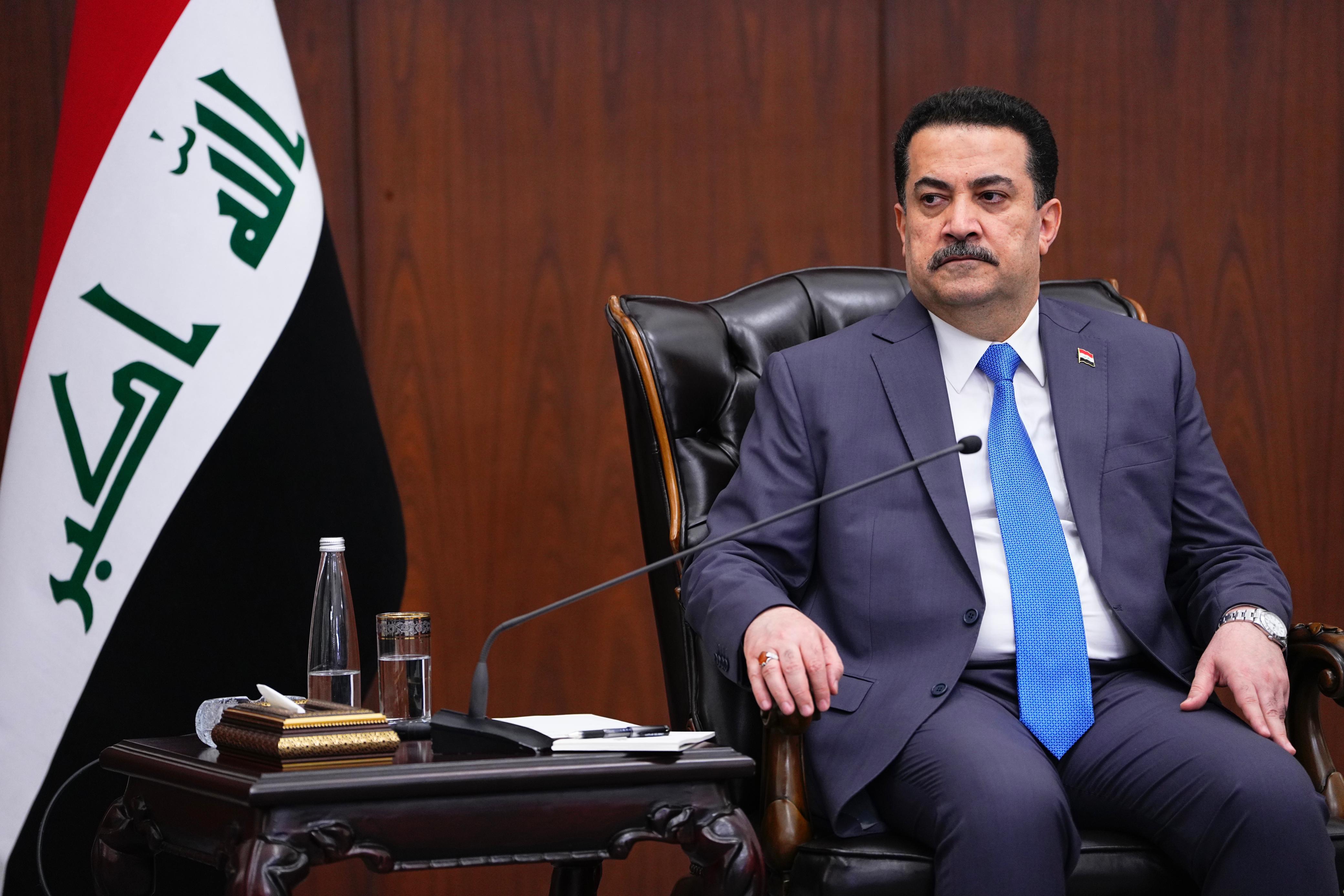 السوداني في مقابلة مع صحيفة إيطالية يحذر من حرب إقليمية شاملة