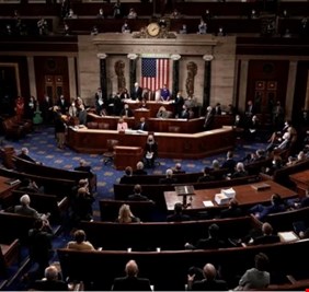 عضو بمجلس الشيوخ الأمريكي: سنبدأ التصويت على إنهاء الحرب في إيران