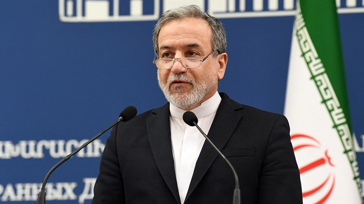 الخارجية الايرانية تشيد بموقف العراق الداعم للشعب الإيراني