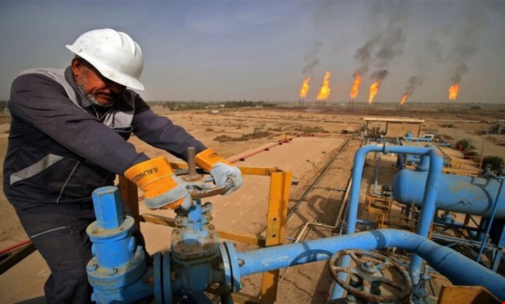 العراق يعلن استئناف ضخ النفط إلى الأسواق العالمية